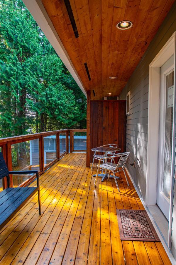 The Francis Boutique Inn Ucluelet Exteriör bild